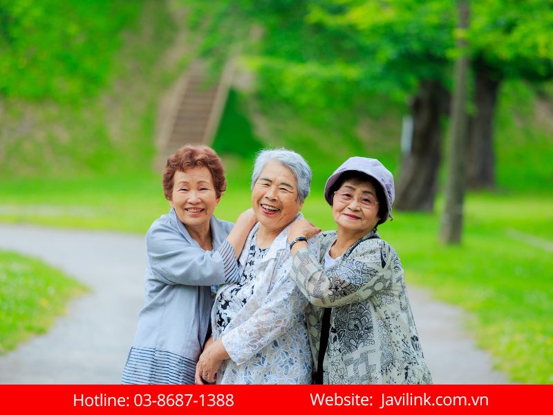 Chăm sóc người cao tuổi chuẩn Nhật
